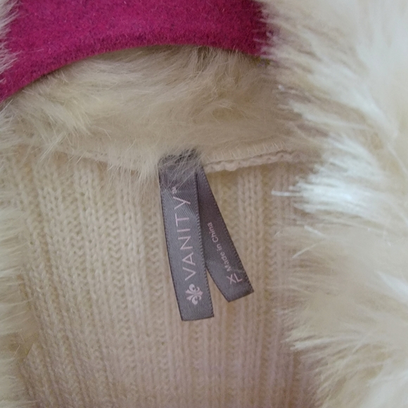 Vanity Faux Fur Sweater Vest - Picture 3 of 3